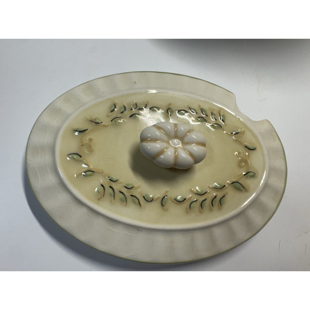 Ceramic Cheese Canister Floral Pattern 'Cheese Freshly Grated' w/ Lift-Off Lid - Picture 3 of 5